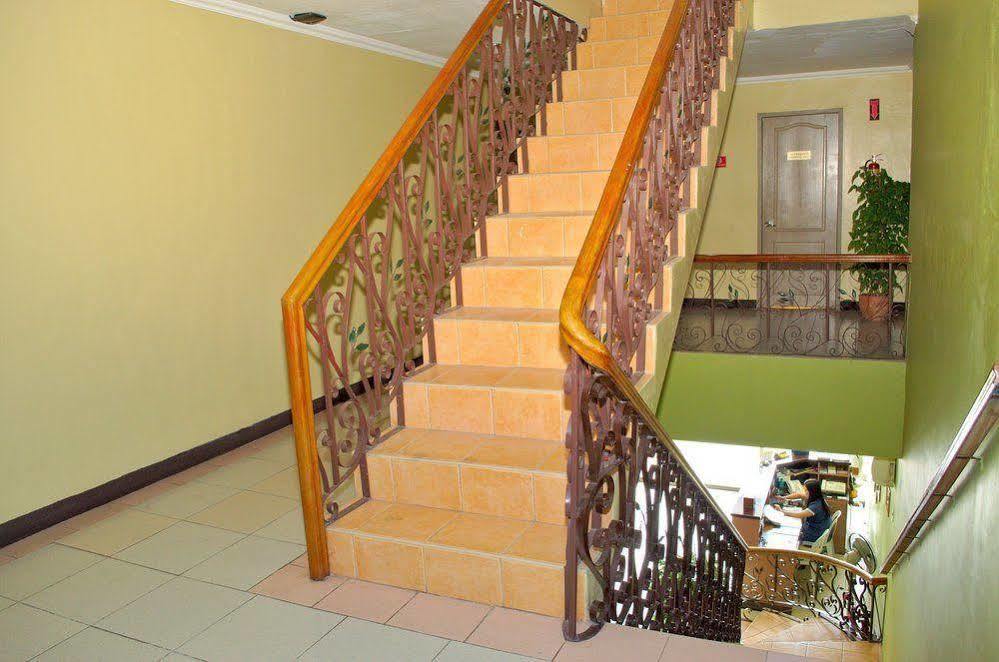 El Portal Inn Tagbilaran Dış mekan fotoğraf